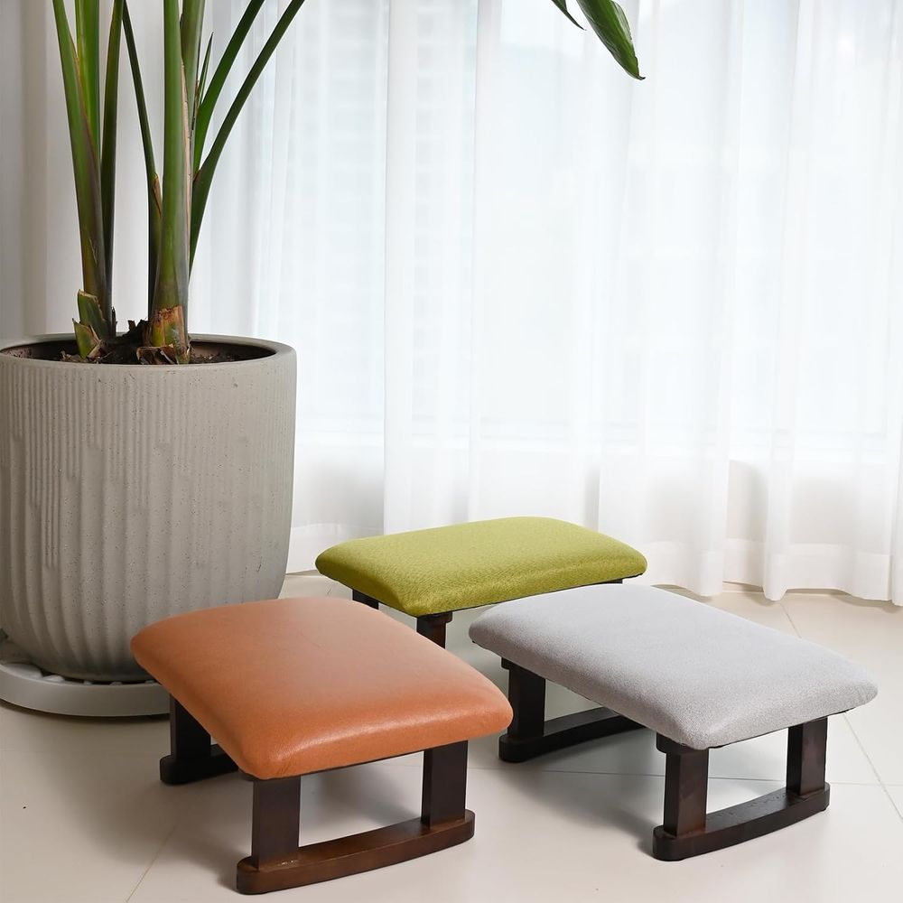 Kompaktowy, wyściełany puf z d – Woodworking Room recenzja i cena